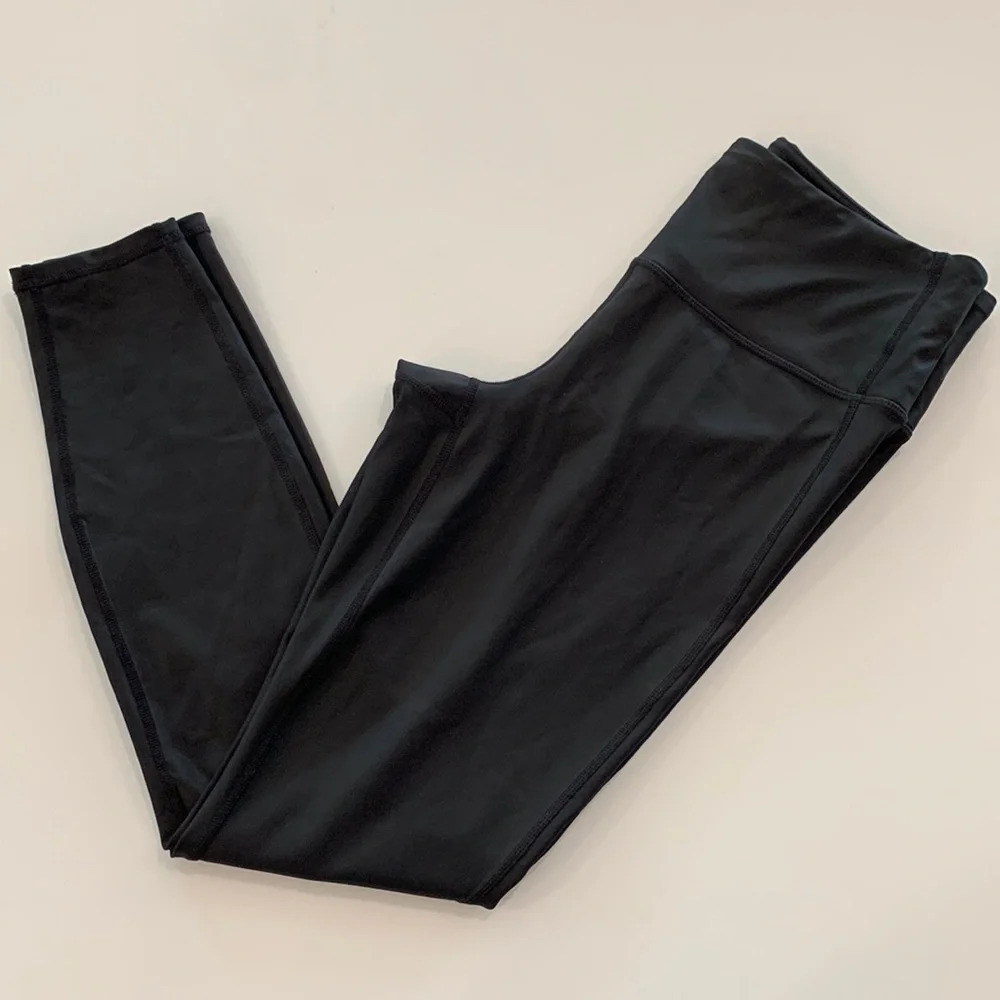 Athleta - black cropped legging, small